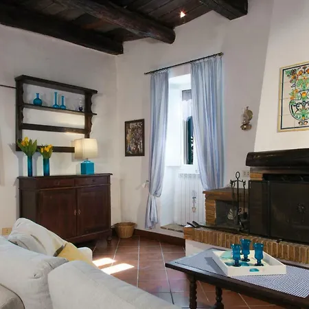 Cosy Capranica